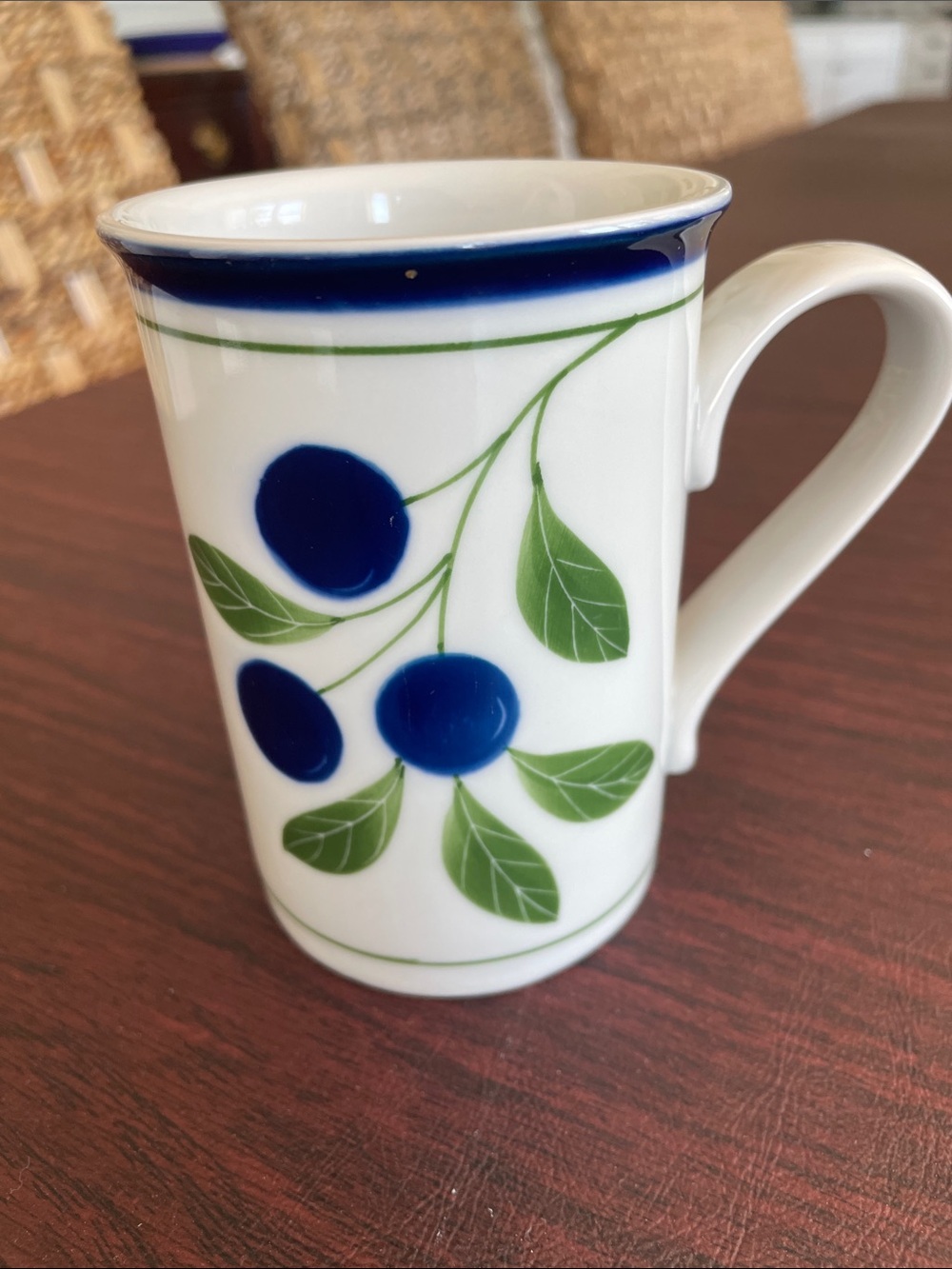 Vintage Dansk berry mug. EUC
